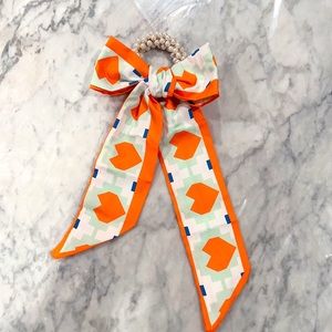 Vibrant Luxurious Pearl Twilly Hairtie